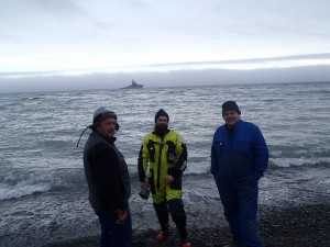 Bjørn Ove, Kåre og Kaare Martin venter på det som kommer (Foto Espen Halvorsen)